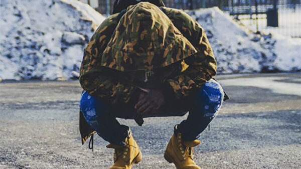 Devontee previews The Summer is Over with Jewler