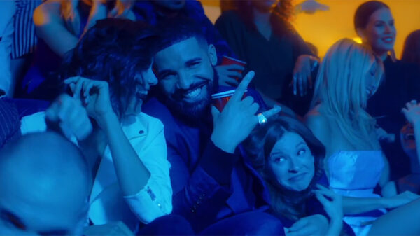 Drake attends a Degrassi reunion in new I'm Upset video