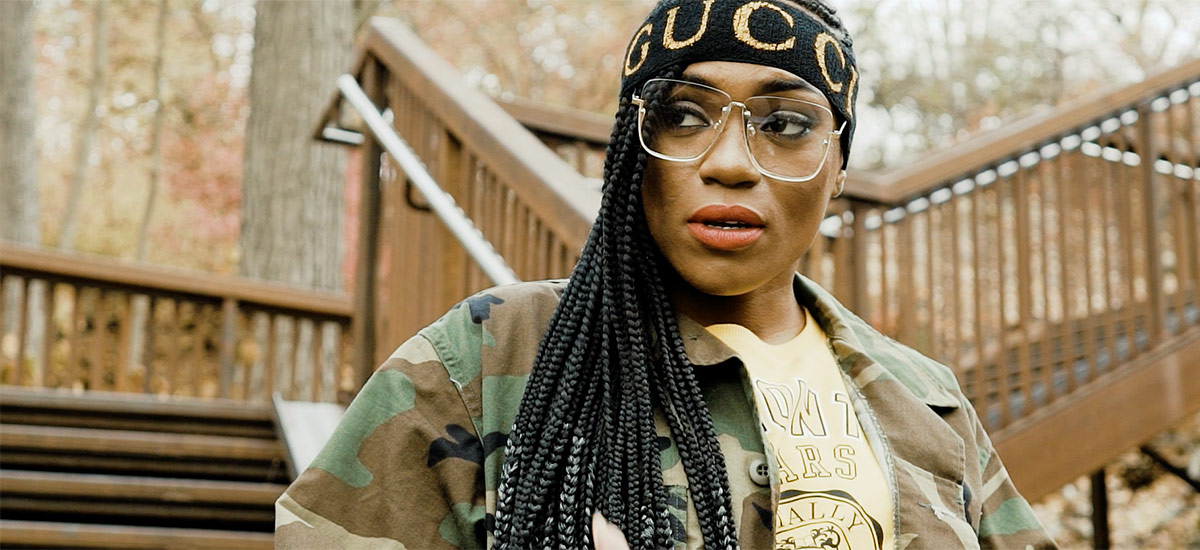 LaToya Jane supports GROWN EP with Everything video