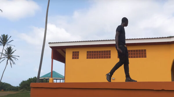 Lil Berete releases the King Bee-powered Time Flies video