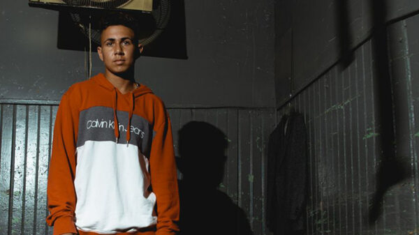 Up-and-comer Jay Sek releases the Let It Go single