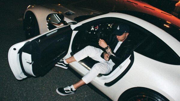 Vancouver artist Walden Ash teams up with Zectrix for dw about me