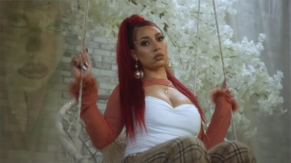Mackenta in the video for Lately
