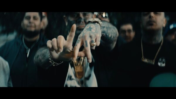 Scene from the Mango video by Baldacci featuring Yelawolf