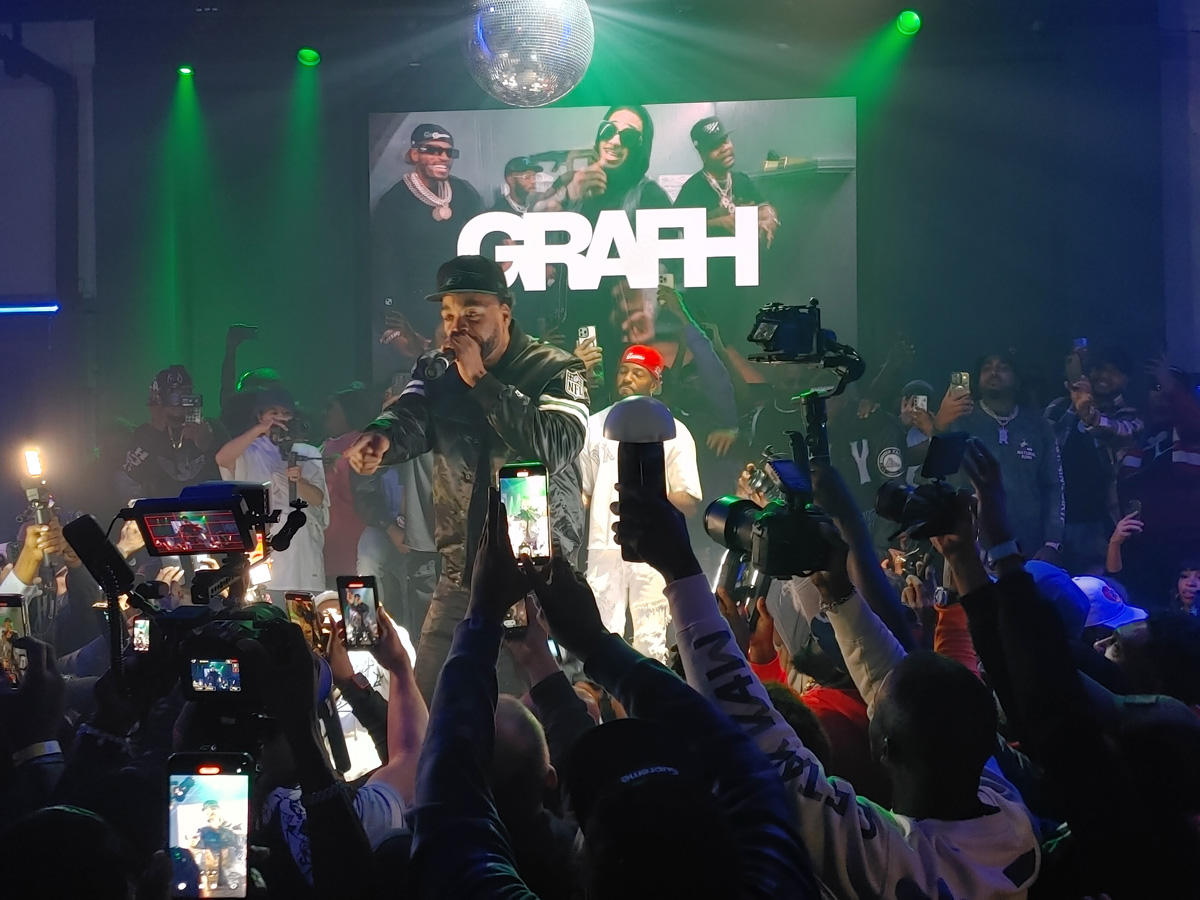 Grafh and guests performing at S.O.B.'s i NYC