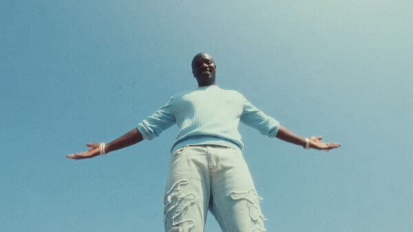 A scene from the Akon's Beautiful Day music video by Akon.