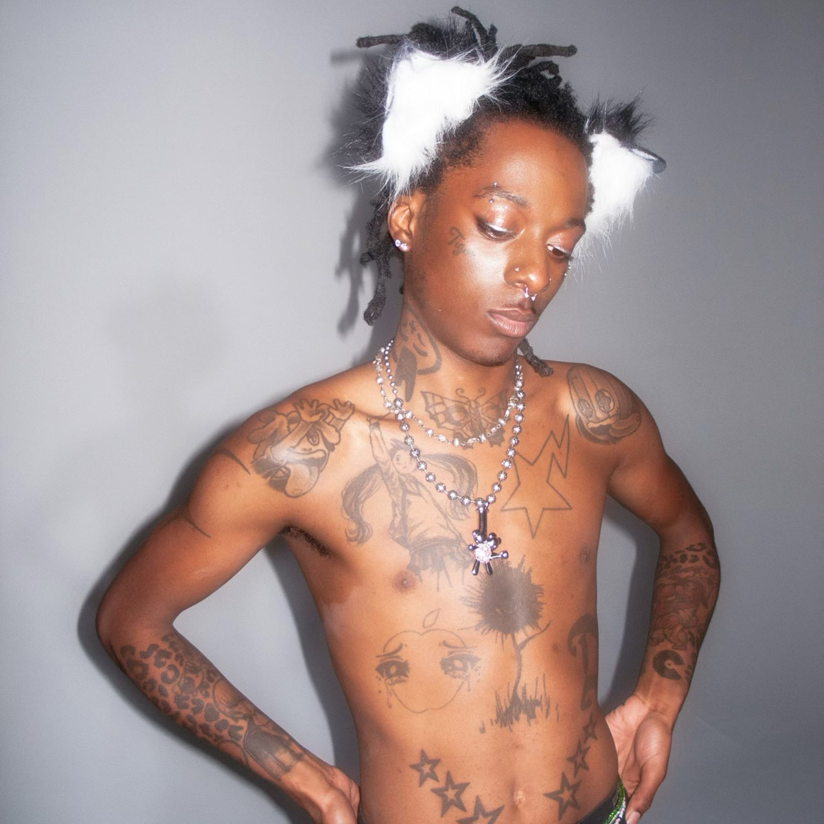 UK artist skaiwater in a promotional image for his single pop.